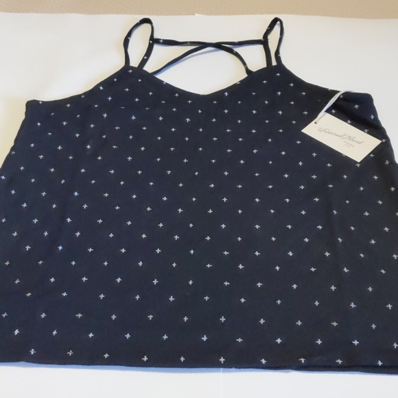 BOGO Universal Thread camisole tank top - Picture 1 of 5